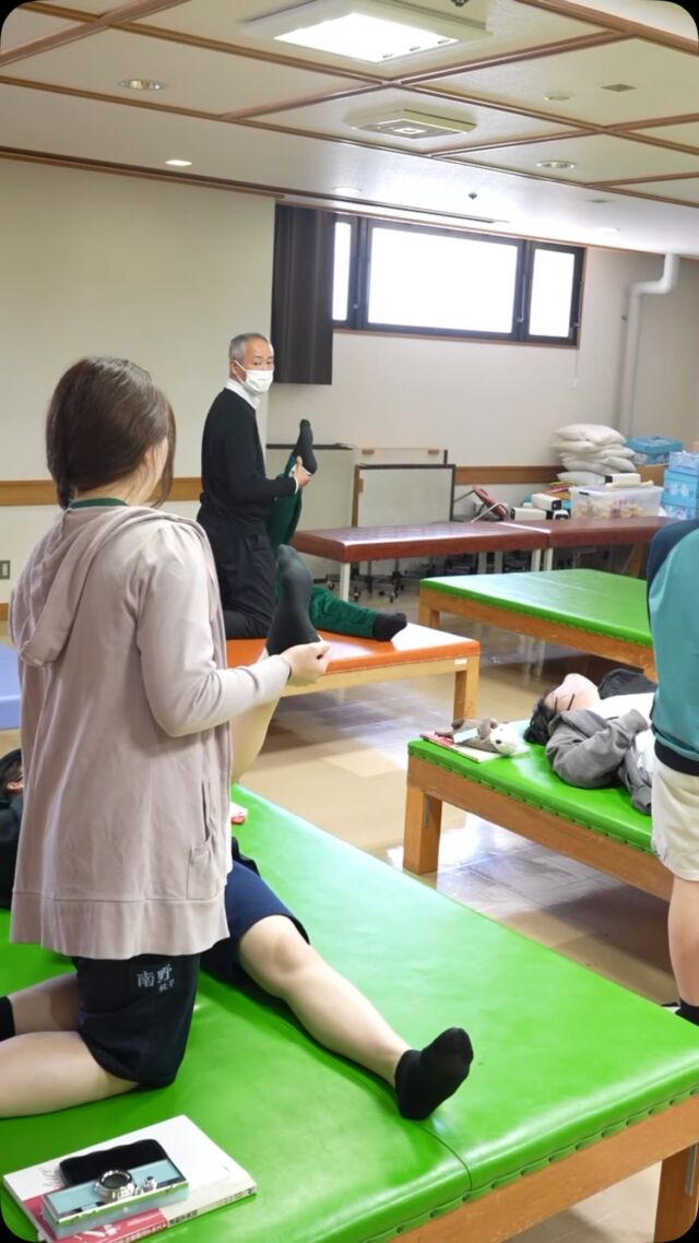 運動学実習授業第二弾！
こんな風に実習しています。

#岡山イセン大 
#専門職大学 
#作業療法 
#岡山医専大 
#岡山医療専門職大学 
#作業療法士